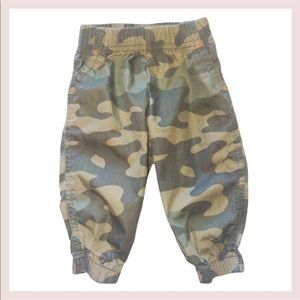 Carter's baby boy camo pants - size 6 months - jogger style